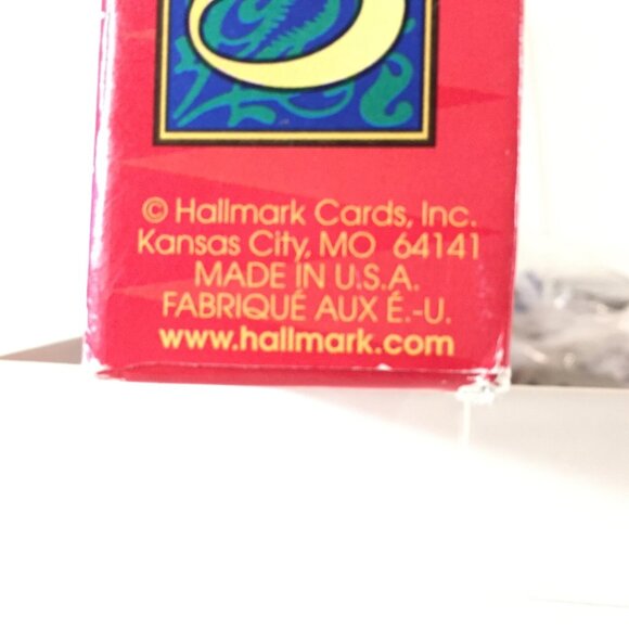 SPRINGBOK Nutcrackers Christmas Collection 500 pc Jigsaw Puzzle Hallmark Round - Picture 4 of 5